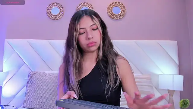 ValeryGomezz লাইভ XXX চ্যাট