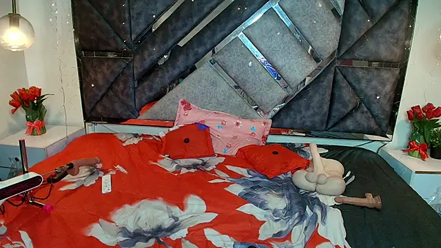 MysticMature's Live XXX Chat