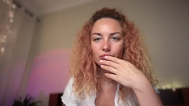 دردشة Reddgiirl الجنسية المباشرة