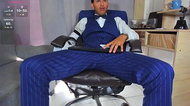 Вебкам-шоу Hideintheoffice