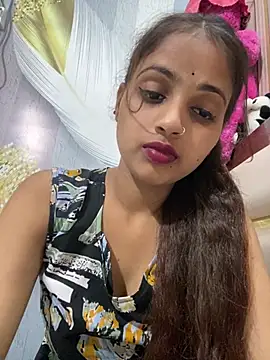 Naina11100's Live XXX Chat