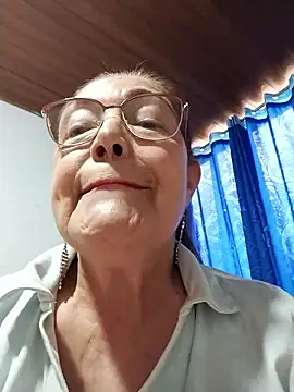 Vicky_RosseのライブXXXチャット