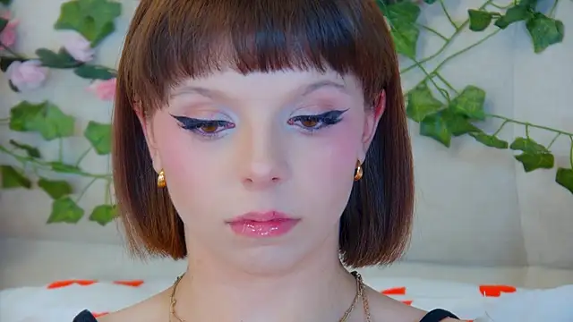 ElisabethDavis' Live XXX Chat