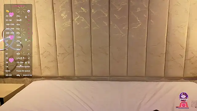 Živý XXX chat JulieDeep