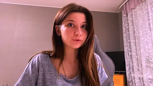 LunnaBliss – Naživo XXX chat