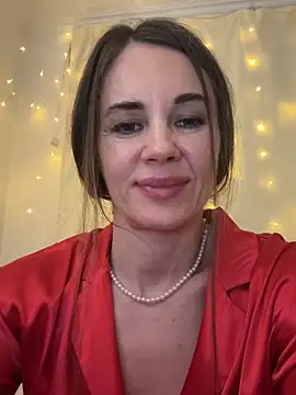 LucieMack Adlı Modelin Canlı XXX Sohbeti