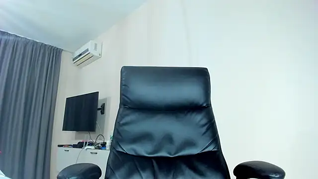 Findom_guy 网络视讯表演