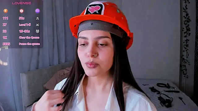 MarianneAuvil's Live XXX Chat