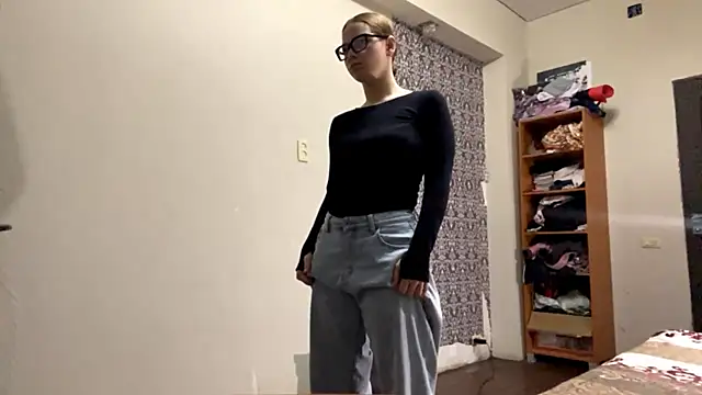 DramaByte Adlı Modelin Canlı XXX Sohbeti