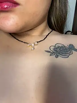 Rosy_BabyDoll: онлайн-секс-чат