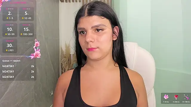 Show modela PauliinaBelle_ na web-kameri