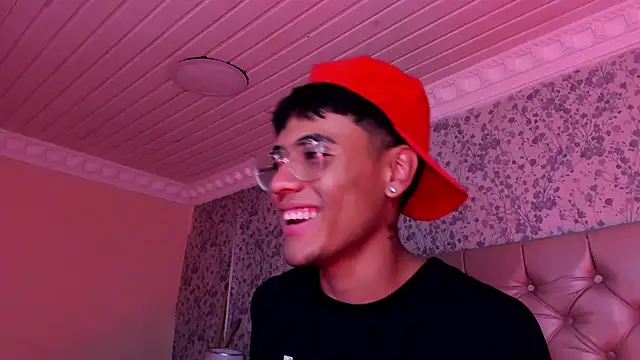 DannTaylor Live XXX Chat