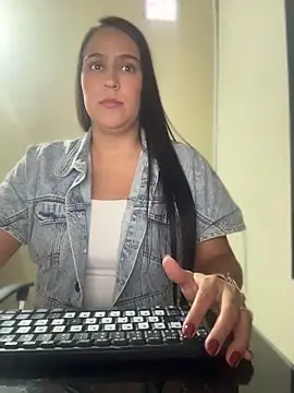 kendall_52 লাইভ XXX চ্যাট