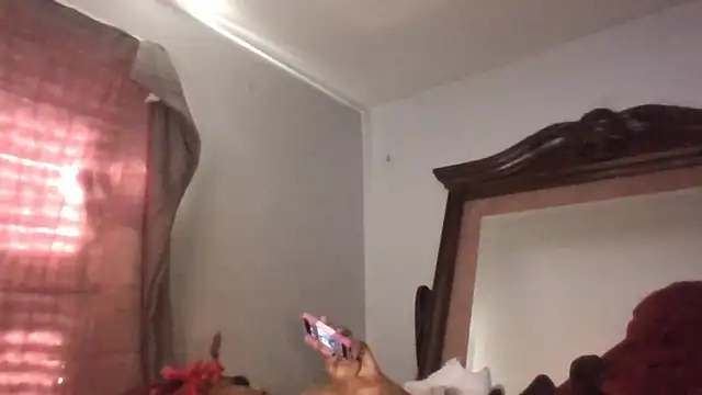 Dusaa_ Adlı Modelin Canlı XXX Sohbeti