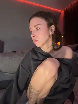 Bastet Live XXX Chat