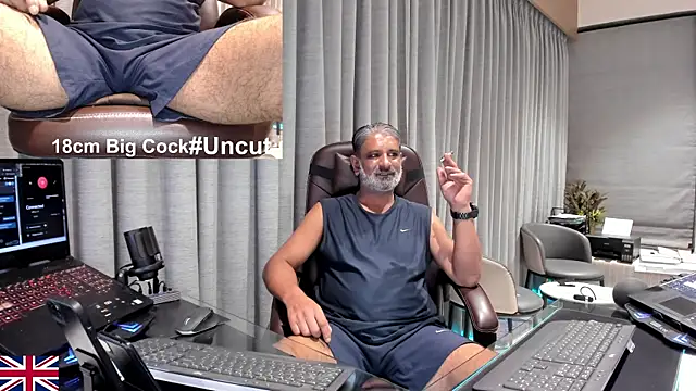 OnlineBossUK Live XXX-Chat