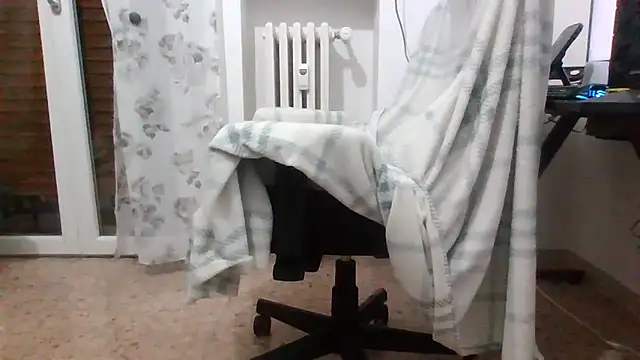 ChassedRippling – Naživo XXX chat