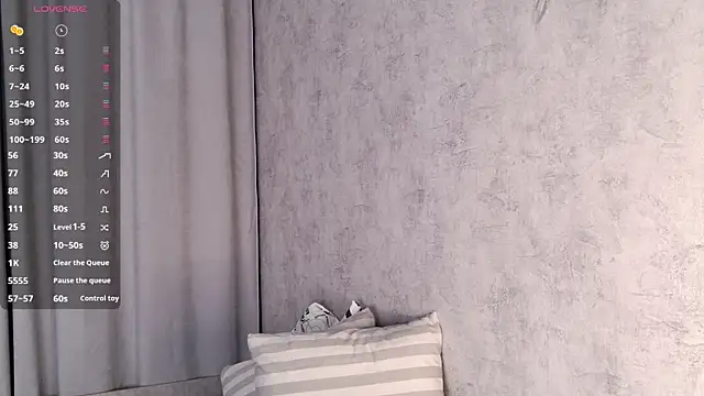 Playful_Lia: απευθείας συνομιλία ΧΧΧ