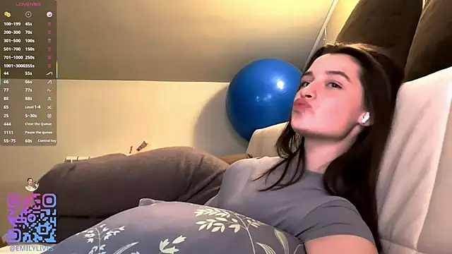 DarlineBrustera's Live XXX Chat