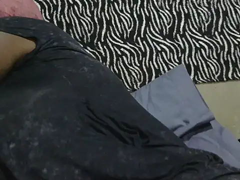 crazypervet Adlı Modelin Canlı XXX Sohbeti