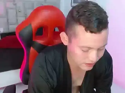 sven_fox723 在線直播表演