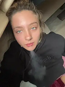 Kehlaniluvsyou69 Adlı Modelin Web Kamerası Şovu