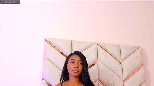 AlanaDoll: онлайн-се кс-чат