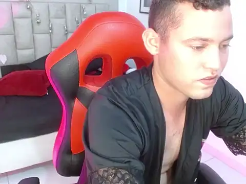 sven_fox723 在線直播表演