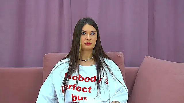 RachelSimpsonn Adlı Modelin Canlı XXX Sohbeti