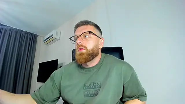 Findom_guy Chat XXX live