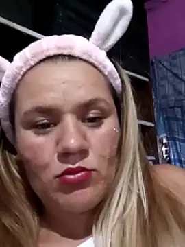 Pertunjukan Kamera Web larubis