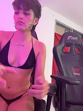 Živý XXX chat DayanaDG