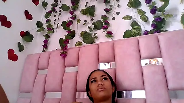 Chat +18 de abby_moss_2 ao vivo