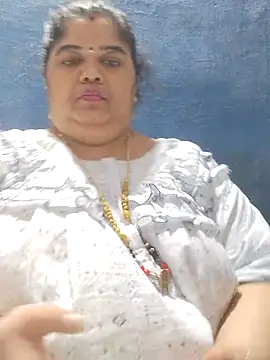 tamilthanushri – Live XXX-chat