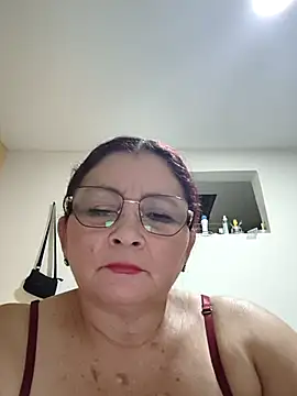 Chat +18 de marfil_milf ao vivo