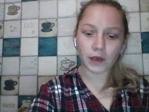 Anna_wey Adlı Modelin Canlı XXX Sohbeti