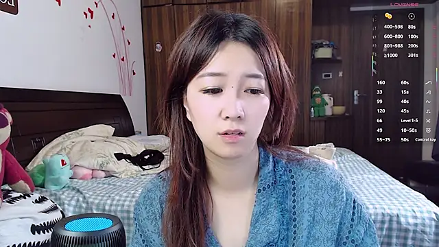 XueLi1902 Adlı Modelin Canlı XXX Sohbeti