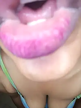 juhi06 Adlı Modelin Web Kamerası Şovu