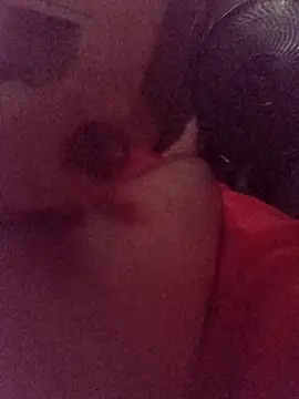 Kira-san 网络视讯表演