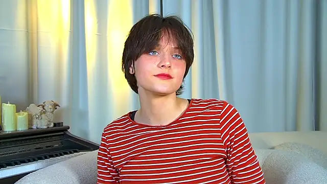 دردشة RitaRoses الجنسية المباشرة