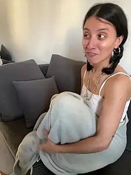 Show de MiaaLunaa na webcam