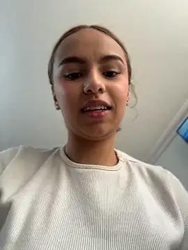 MaelyClaire's Webcam Show