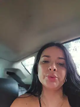 CataleyaRusso webcam show