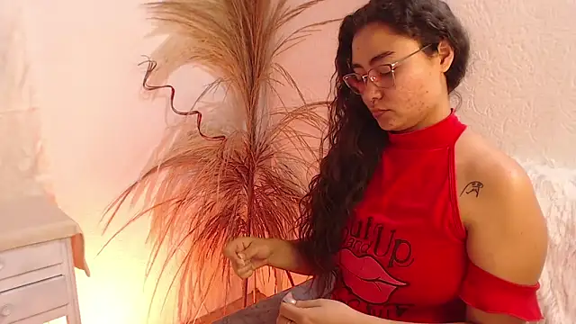 _Kim__M Live XXX Chat