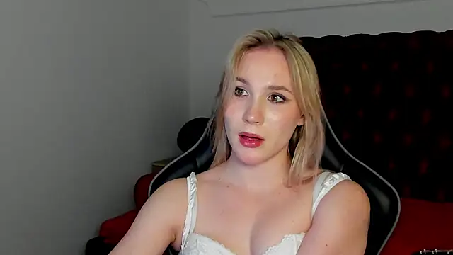 Chatroom XXX en direct de ElaraVoltage