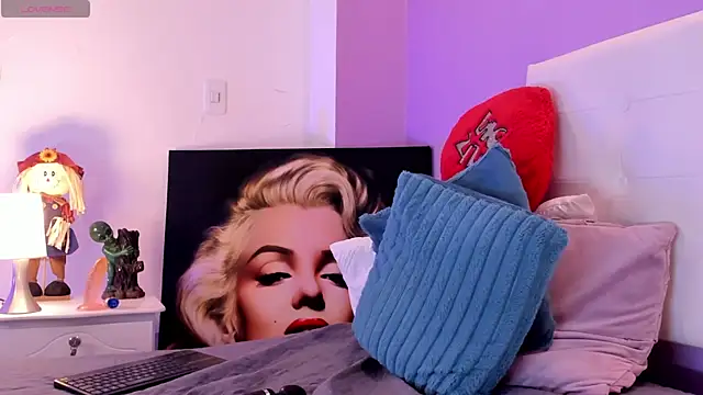 Charlotte11-11 Live XXX-Chat