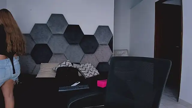 MikaelaStone – Live XXX-chat