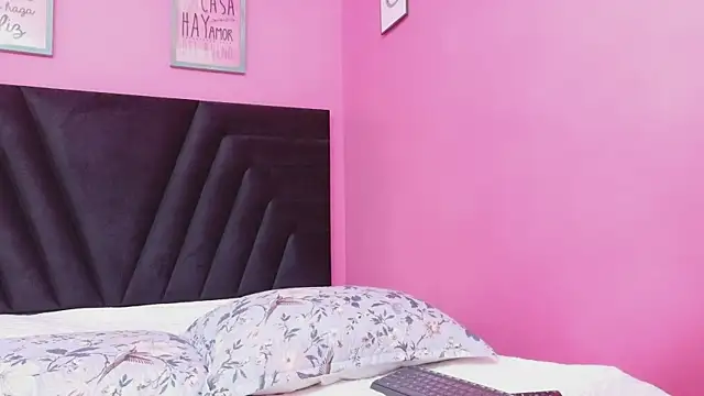 دردشة MySugarmoomy الجنسية المباشرة