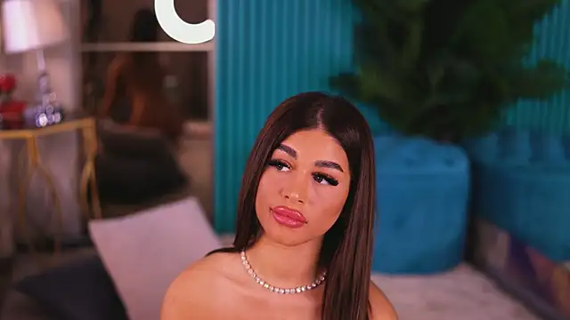 BellaNoirre's Live XXX Chat