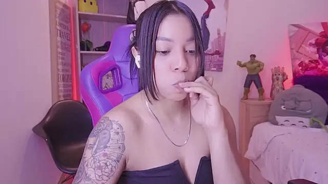 madelyn_rose_'s Live XXX Chat